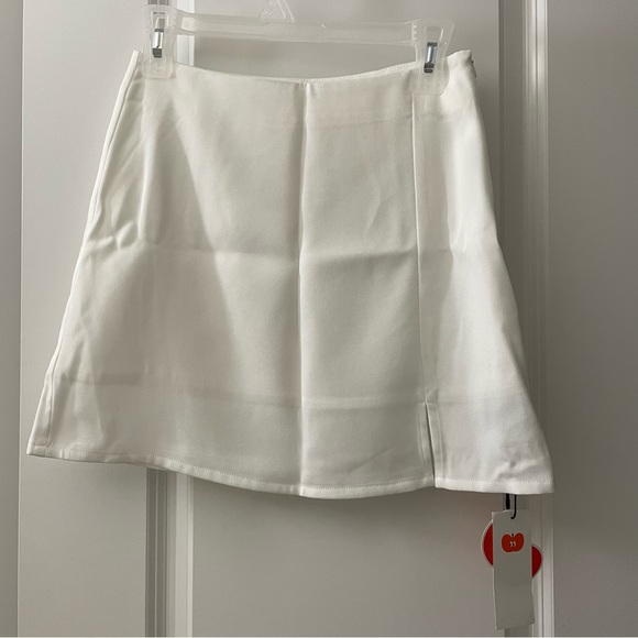 Cider White Mini Skirt NWT - Picture 1 of 7